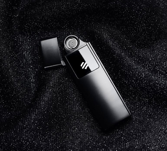 Xiaomi Зажигалка электронная USB / ветрозащитная беспламенная Beebest Ultra-thin Charging Lighter Black (L101)